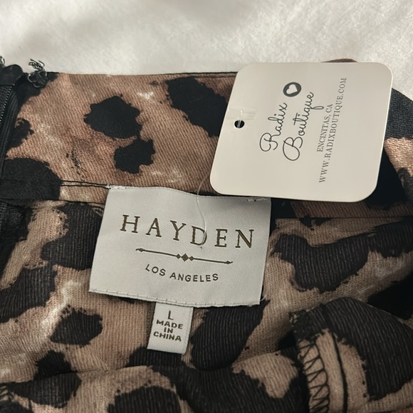 Boutique Leopard Print Rayon Shorts - Picture 4 of 4